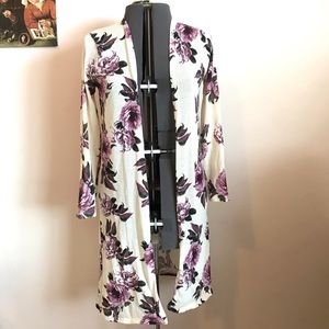NWOT Charlotte Russe White Floral Cardigan